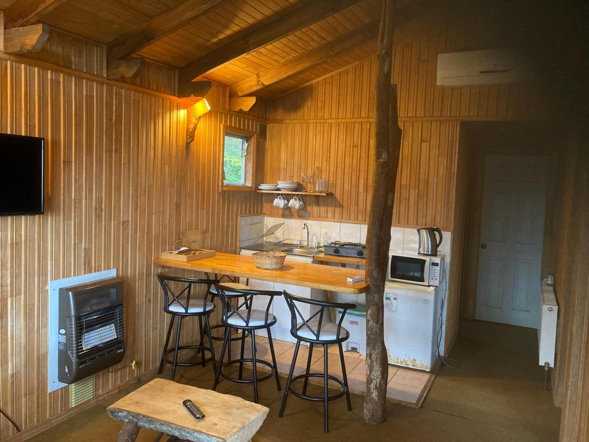 Cabanas El Bosque Patagonico フルティジャール エクステリア 写真